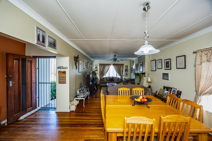3 Bedroom Property for Sale in Sunnyridge Eastern Cape